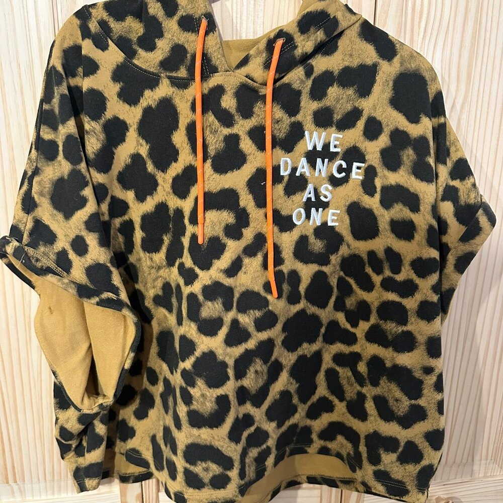 Zumba Leopard We Dance As One Crop Hoodie Top XXL